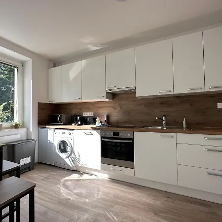 Feelhome-Golfclub-Balkon-4 Gaeste-Wifi-Smart Tv Ebreichsdorf Exterior photo