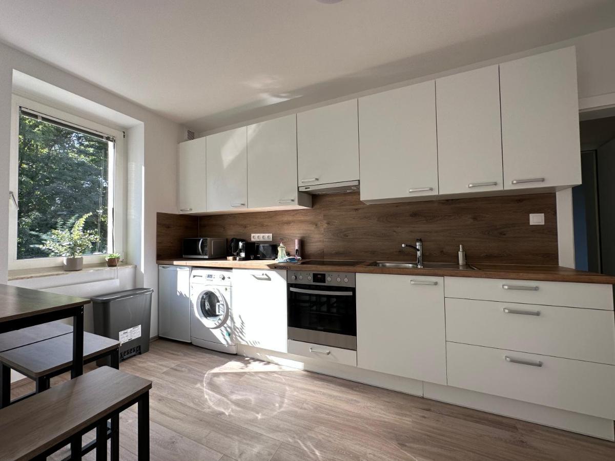 Apartment Feelhome-golfclub-balkon-4 Gaeste-wifi-smart Tv